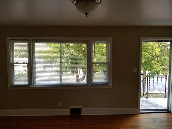 4th image of 203 Chatham Ct