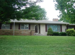 2220 S 28th St, Saint Joseph, MO 64503