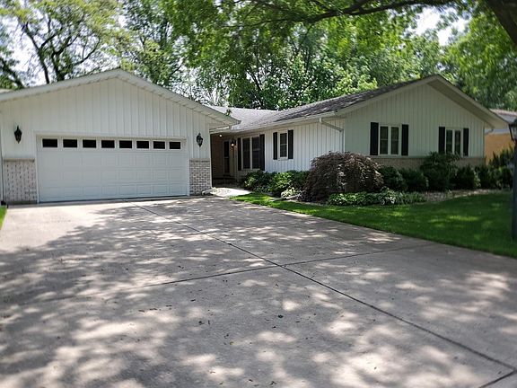 2nd image of 2306 Linden Dr