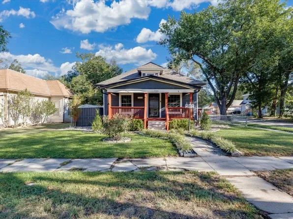 720 E 8th Ave, Winfield, KS 67156