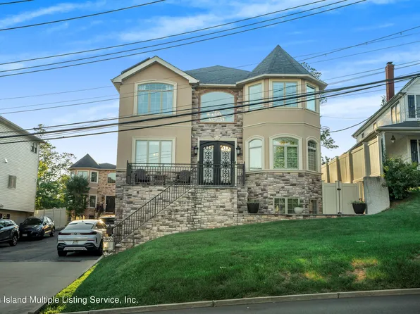 30 Bloomingdale Rd, Staten Island, NY 10309