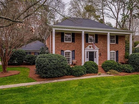 2nd image of 3931 Braxton Dr
