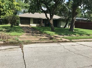 6047 Ridgeway Dr, Houston, TX 77033
