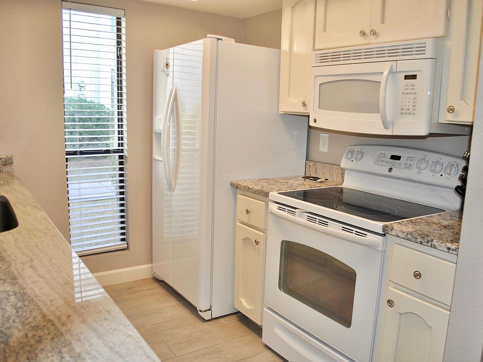 1st image of 3119 W Cochise Dr Unit 152