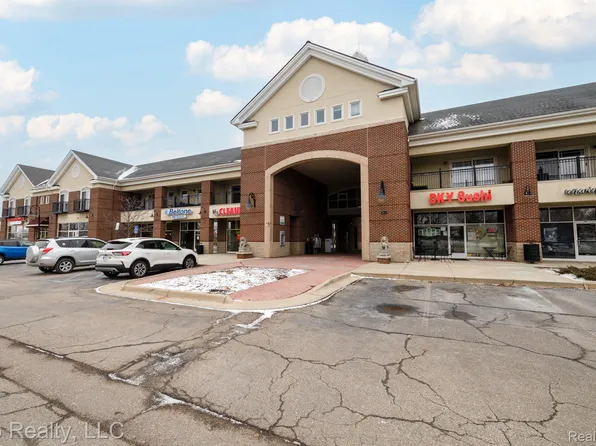 283 S Zeeb Rd Unit 203, Ann Arbor, MI 48103