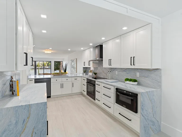 1800 S Ocean Dr #109 — Photo 11