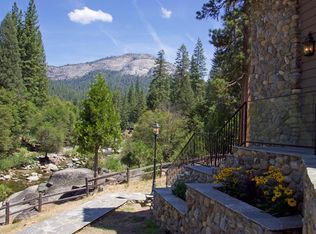 7899 Forest Dr, Wawona, CA 95389