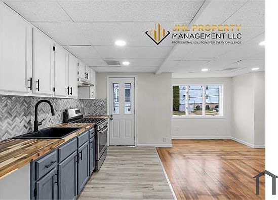 1st image of 227 Lawrence St #2