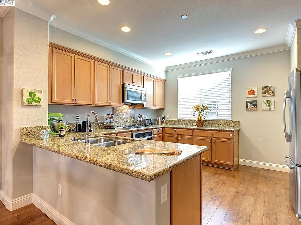 1st image of 6602 S Mariposa Ln