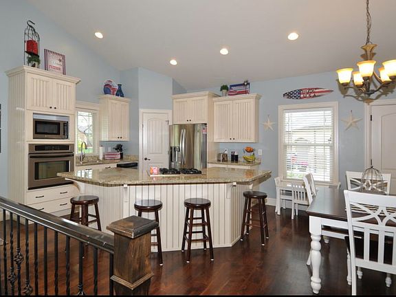 Open Kitchen Floorplan