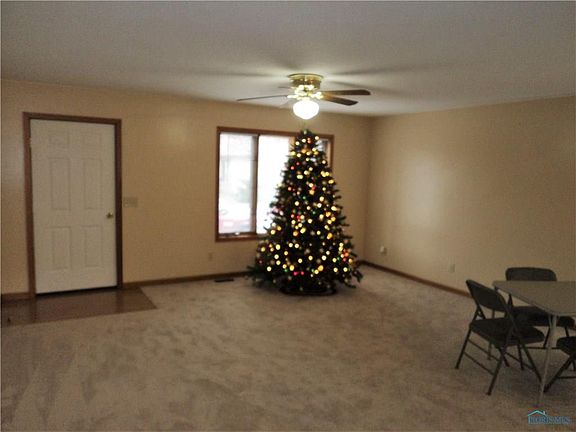 3rd image of 8 Bainbridge Way