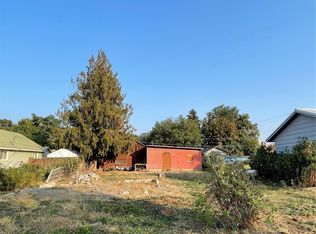 12 N Fir St, Omak, WA 98841