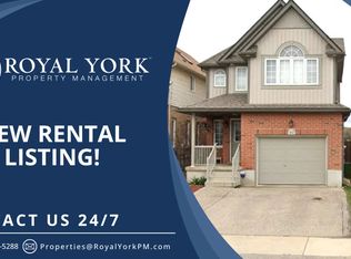 40 Seabrook Dr #1, Kitchener, ON N2R1Y1