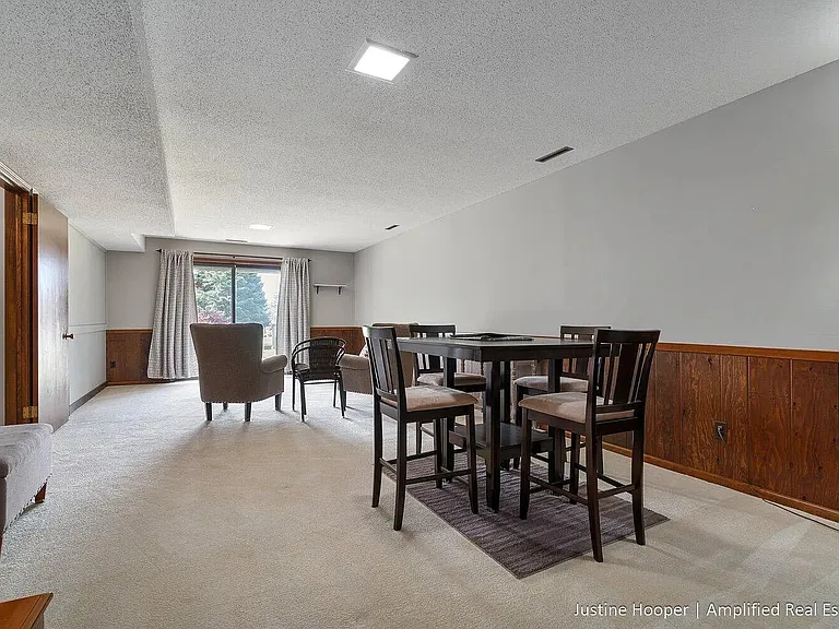 6980 Holly Hill Ct SW — Photo 20