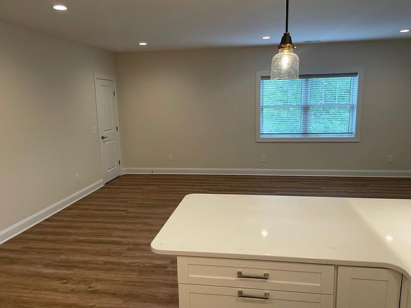 2nd image of 205 W Main St #5