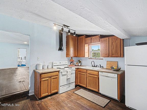 2nd image of 12641 KNOTAH Road