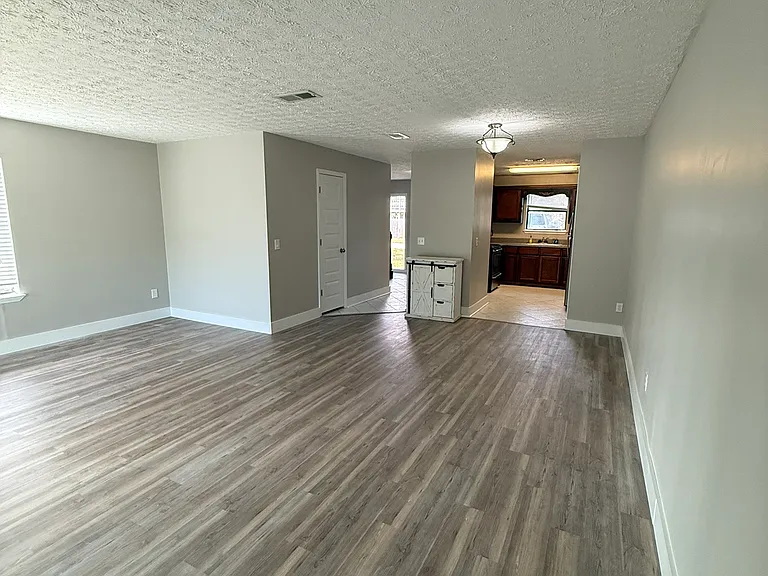 6221 Hibiscus Ave — Photo 23