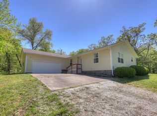 10223 Epperson Ln, Joplin, MO 64804