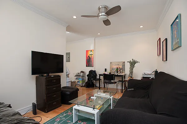 Rented by OGI Management | media 13