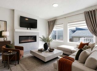 112 W Lucas St NW, Calgary, AB T3P 1R6