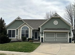 23957 Augusta Ct, Paola, KS 66071