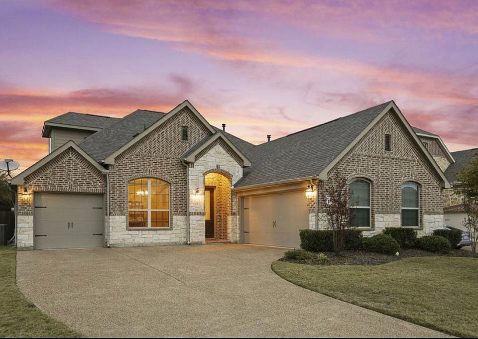 1st image of 2310 Bunny Run Ln