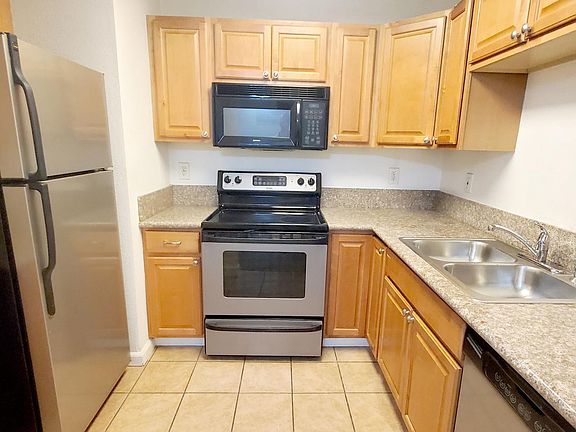 4th image of 1350 N Escondido Blvd N #1