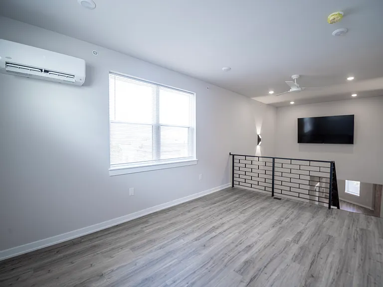 1908 E Passyunk Ave #3 — Photo 7