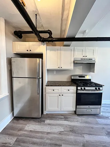 104 Belmont Ave Photo 1
