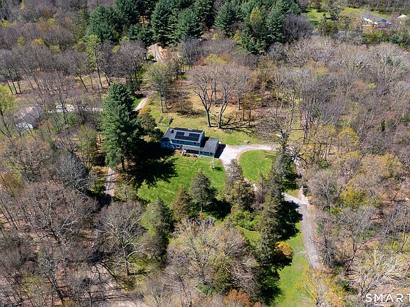 4th image of 16 Hall Lane