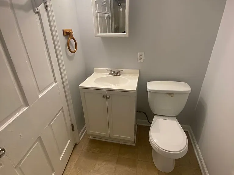 2209 Victor St — Photo 19