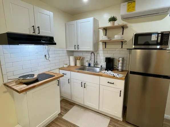 (undisclosed Address), Bellflower, CA 90706