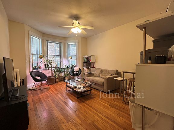 2nd image of 4 Ayr Rd APT 24