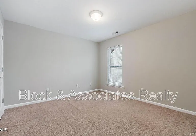 2101 Addenbrock Dr — Photo 10