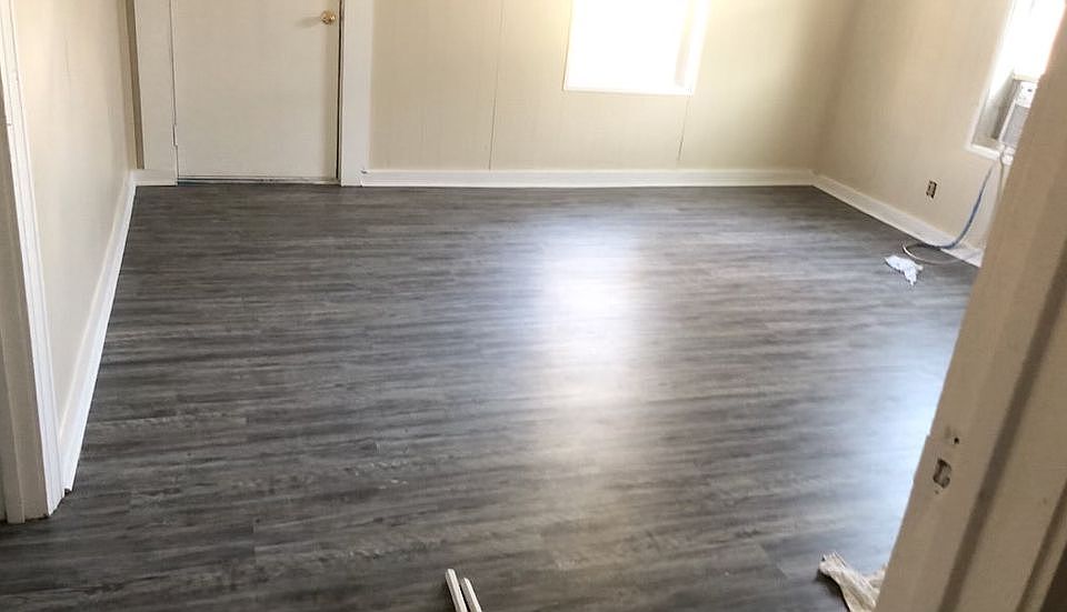 New floors/vinyl plank