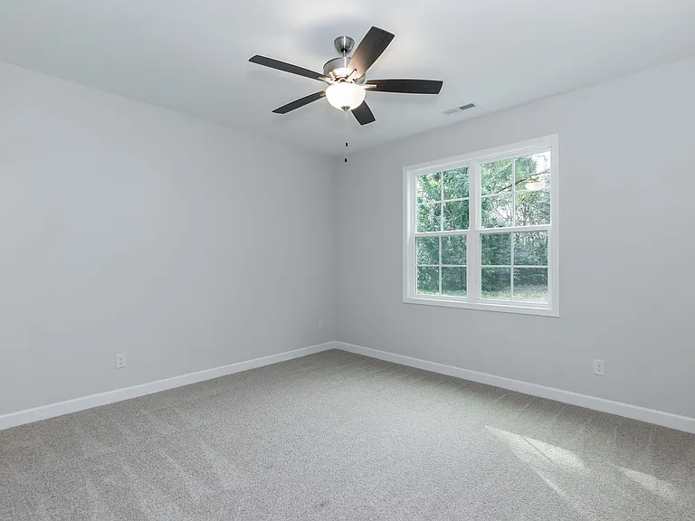 220 E Granville St — Photo 19