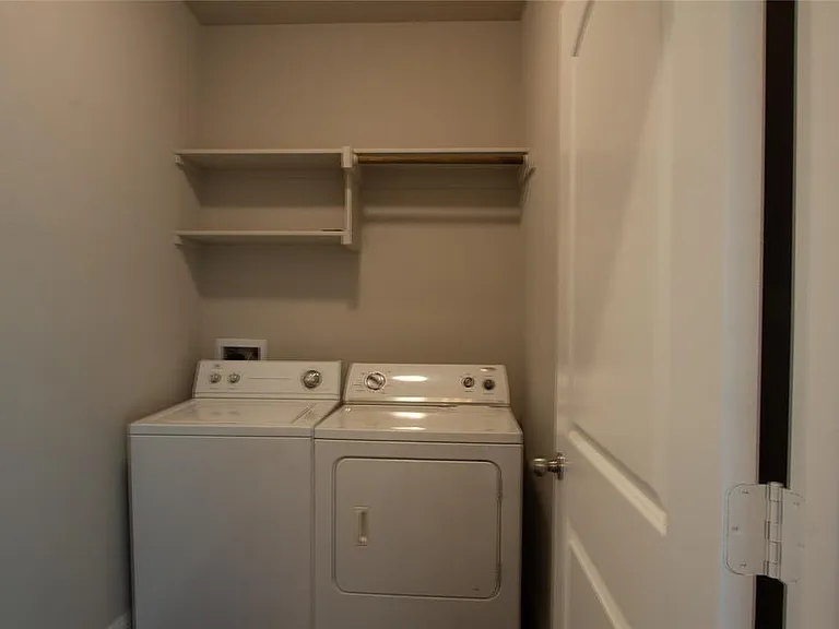 405 Stoneridge Dr — Photo 11