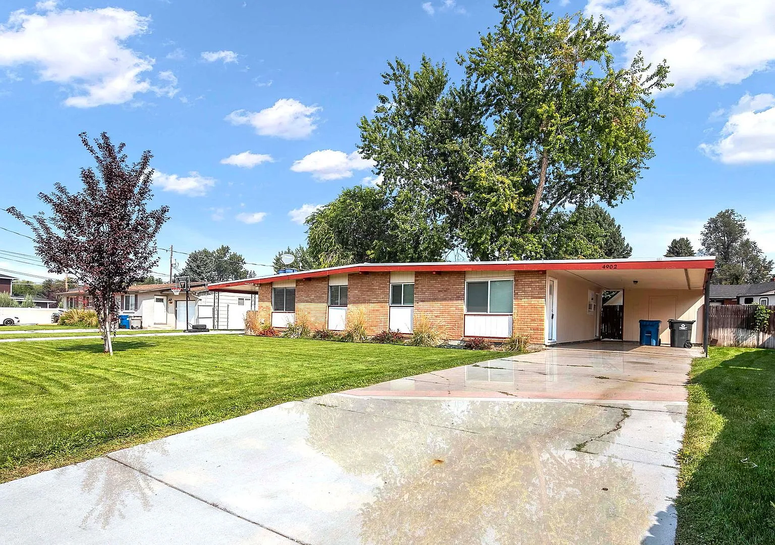 2bd, 1b Cozy Home awaits in Boise Bench! — Photo 2
