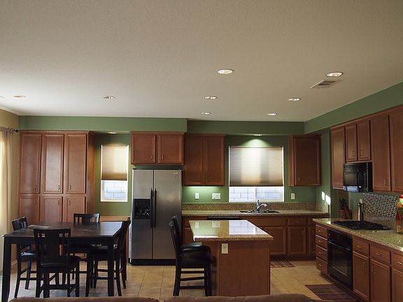 2nd image of 41137 Lighthall Ct