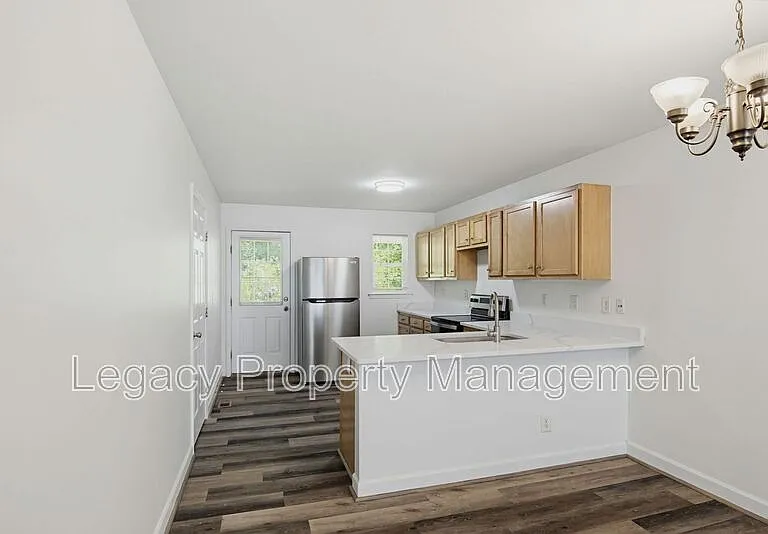 1316 Snow Ct — Photo 5
