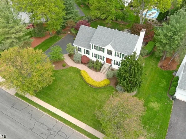 54 Bernard St, Branchburg Twp., NJ 08876