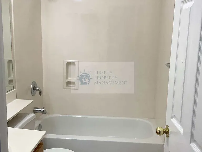 4425 Crown Valley Way — Photo 13
