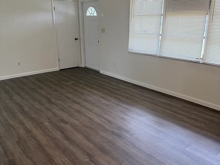308 Canyon Dr N — Photo 5