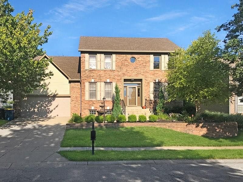 1st image of 6475 Royal Oakland Dr