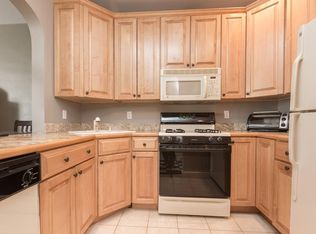 230 Commonwealth Ave APT 8, Boston, MA 02116