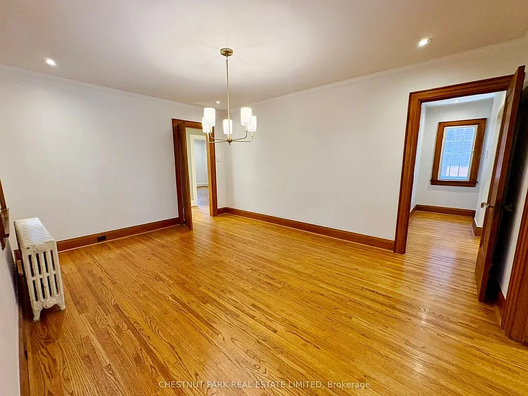 18 Servington Cres — Photo 12