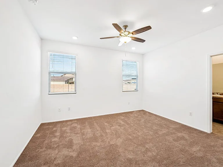 6330 S Crescent Peak Dr — Photo 13