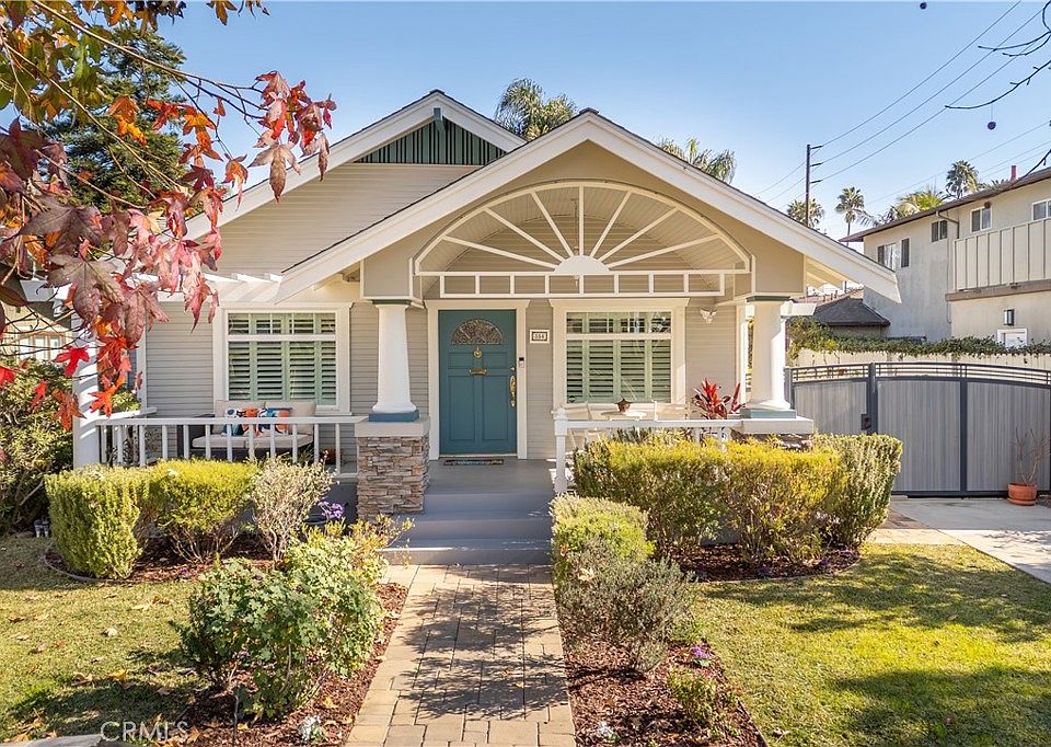 1st image of 354 Loma Ave