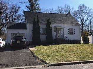 35 Morningside Rd, Colonia, NJ 07067