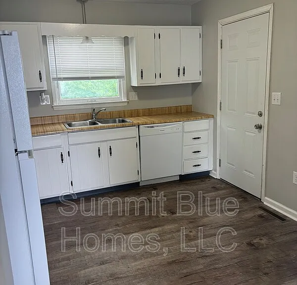 753 Bluff City Hwy #A1 — Photo 10